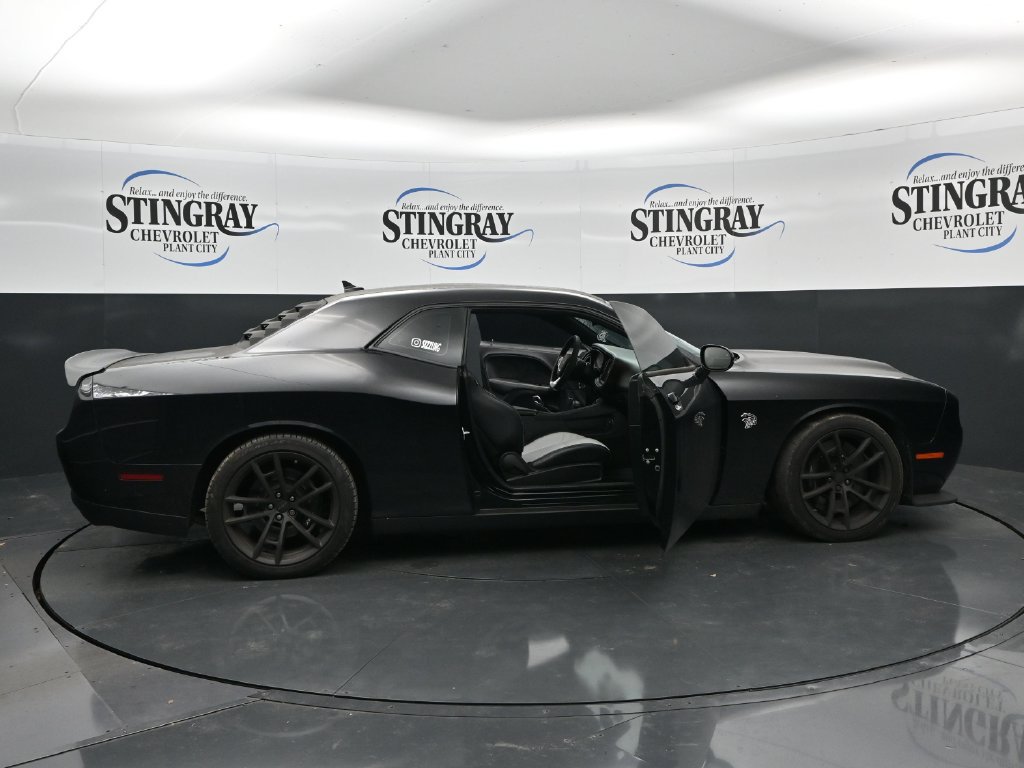 Used 2023 Dodge Challenger SRT Hellcat RWD image 36