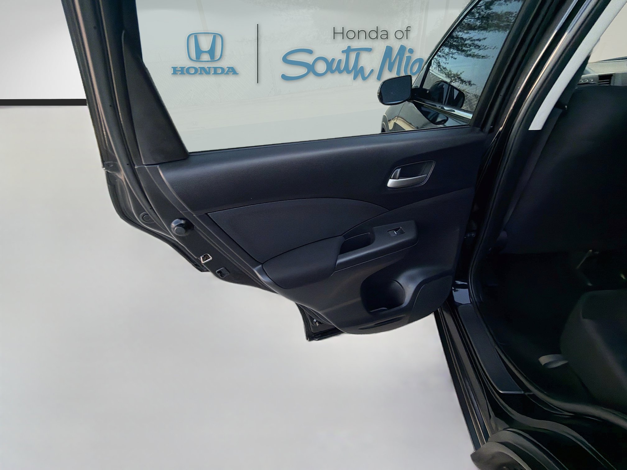 Used 2016 Honda CR-V LX image 25