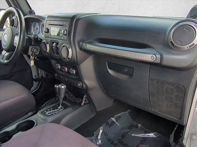 Used 2014 Jeep Wrangler Unlimited Sport w/ Quick Order Package 24S AWD/4WD image 19