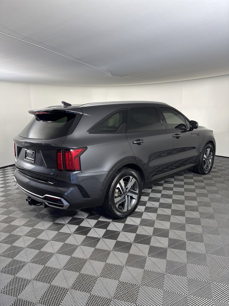 Used 2023 Kia Sorento SX Prestige w/ Panoramic Sunroof Package image 5