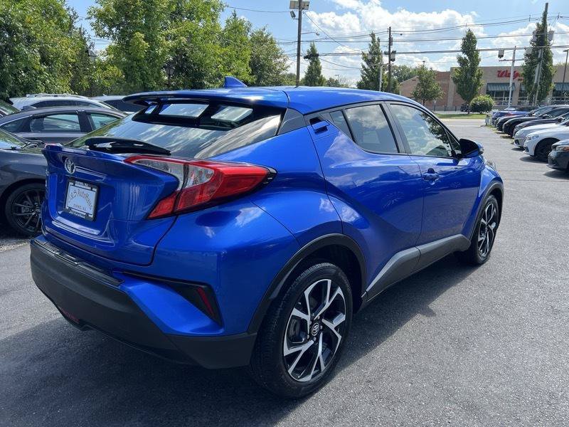 Used 2018 Toyota C-HR XLE FWD image 6
