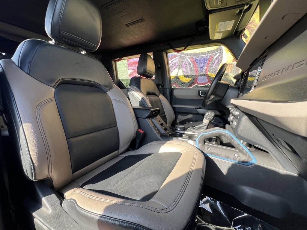 Used 2023 Ford Bronco Wildtrak image 37