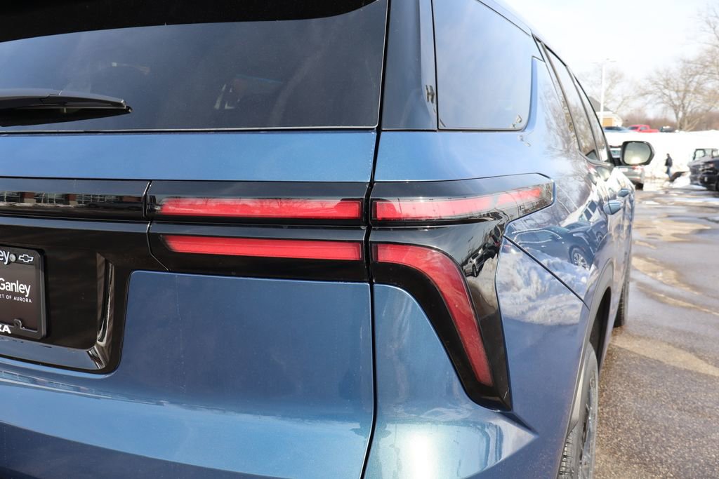 New 2026 Chevrolet Traverse LT w/ Midnight/Sport Edition image 32