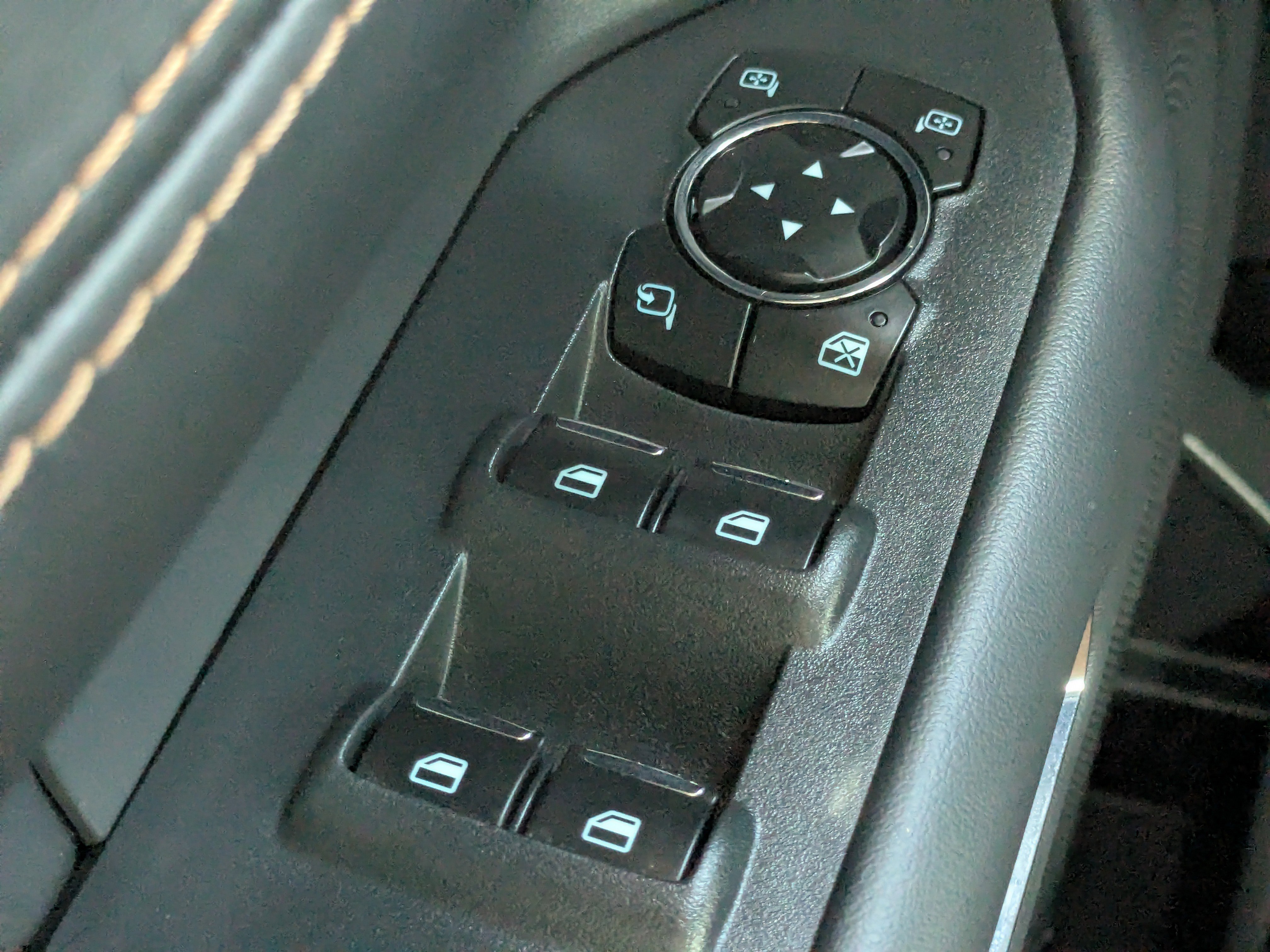 Used 2023 Ford Expedition Platinum image 33