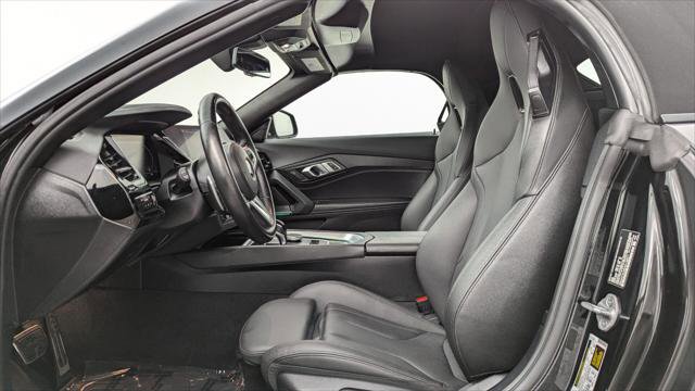 Used 2025 BMW Z4 sDrive30i image 14