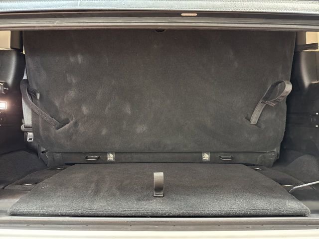 Used 2018 Jeep Wrangler Rubicon w/ Cold Weather Group image 16