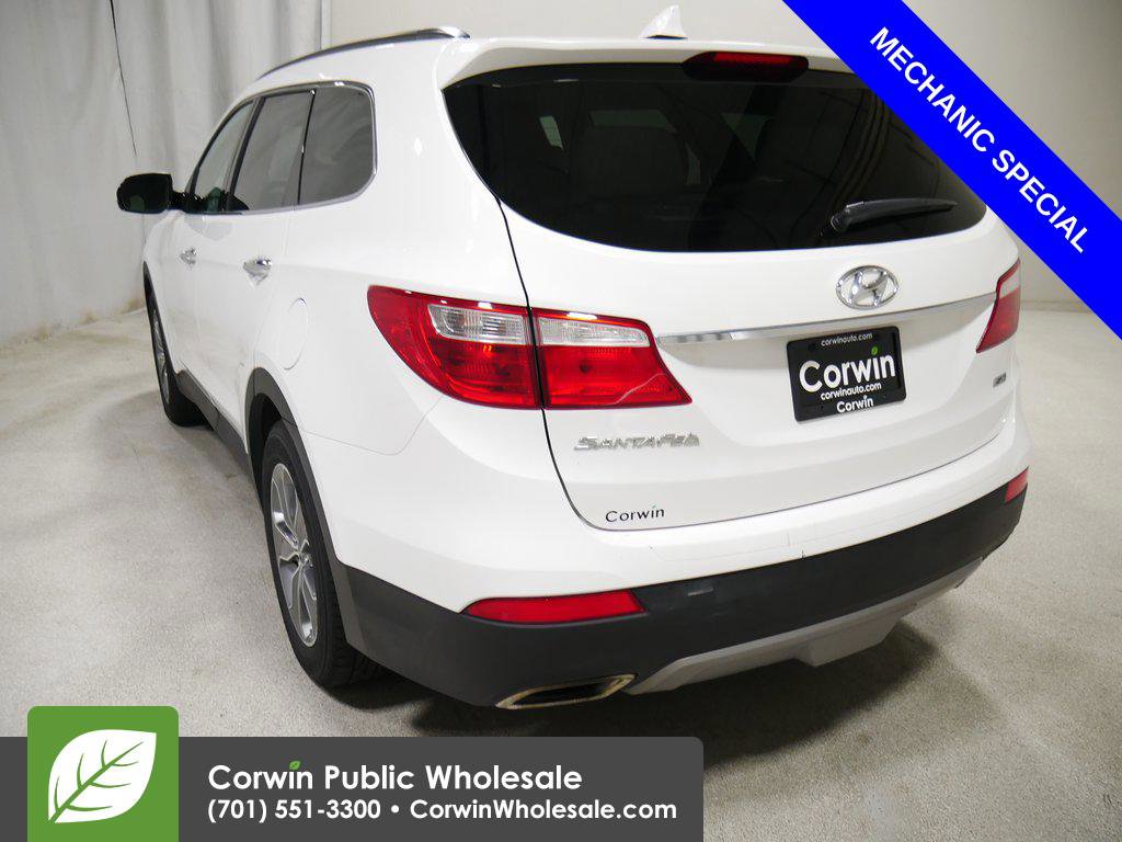 Used 2013 Hyundai Santa Fe GLS w/ Popular Equipment Pkg image 9