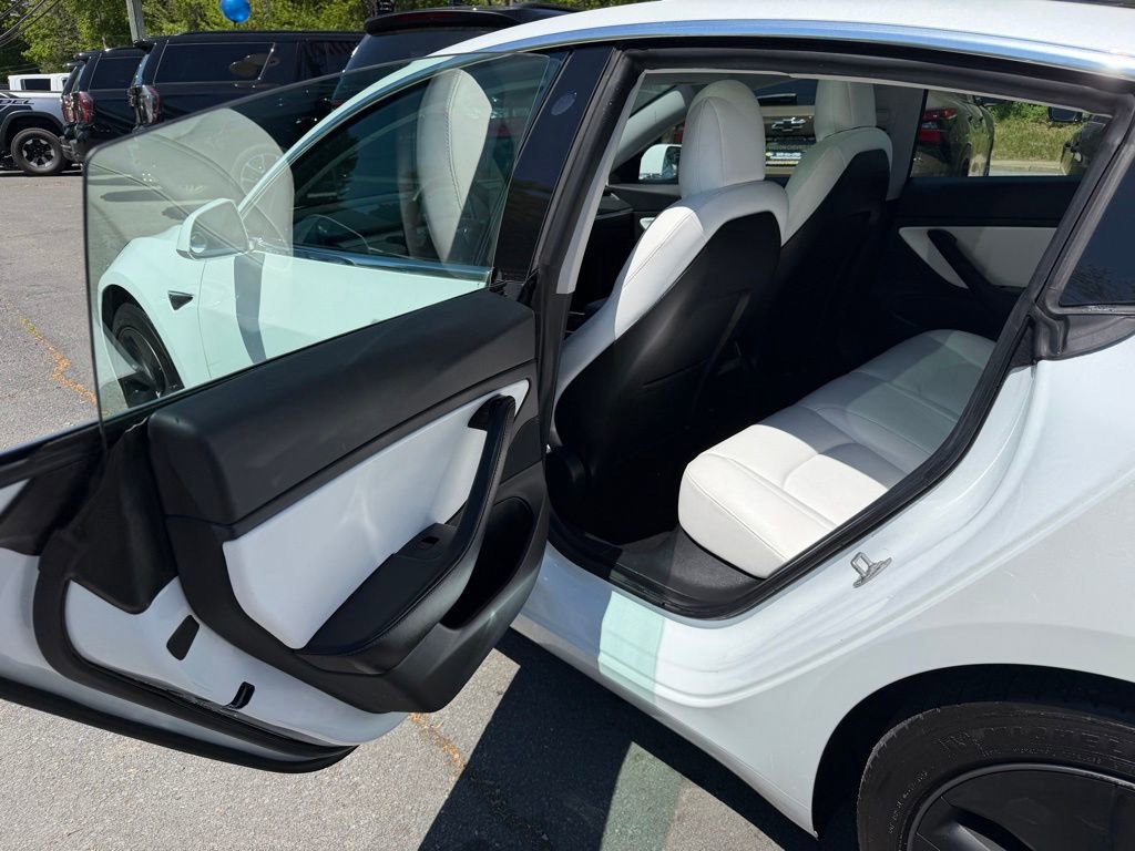 Used 2019 Tesla Model 3 Performance AWD/4WD image 26