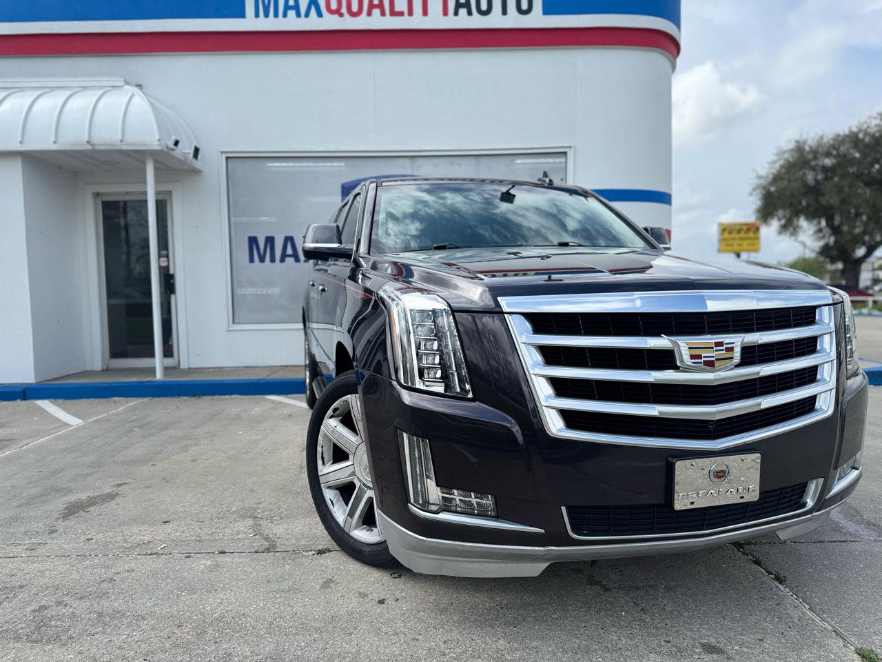 Used 2016 Cadillac Escalade ESV Luxury AWD/4WD image 14