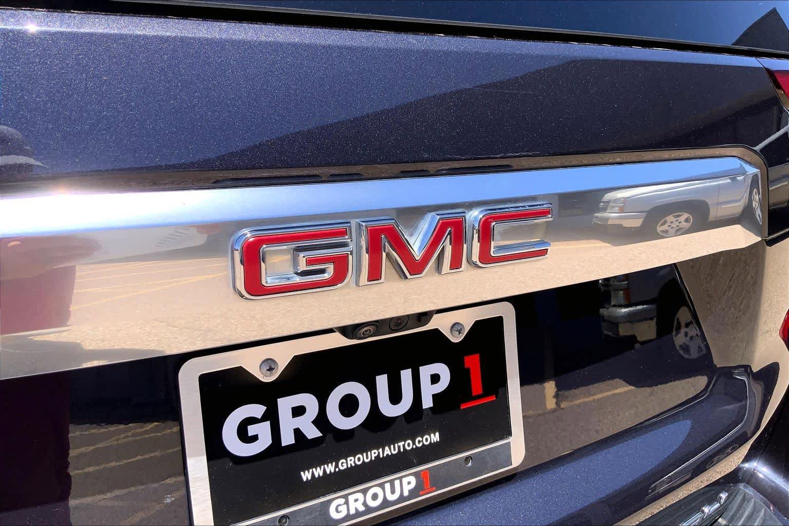 Used 2024 GMC Yukon XL Denali w/ Denali Reserve Package AWD/4WD image 31