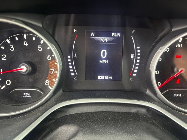 Used 2017 Jeep Compass Latitude AWD/4WD image 3
