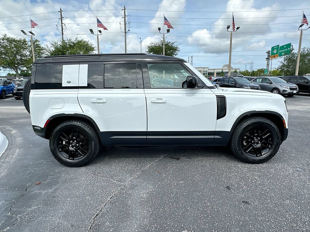Used 2023 Land Rover Defender 110 S AWD/4WD image 4
