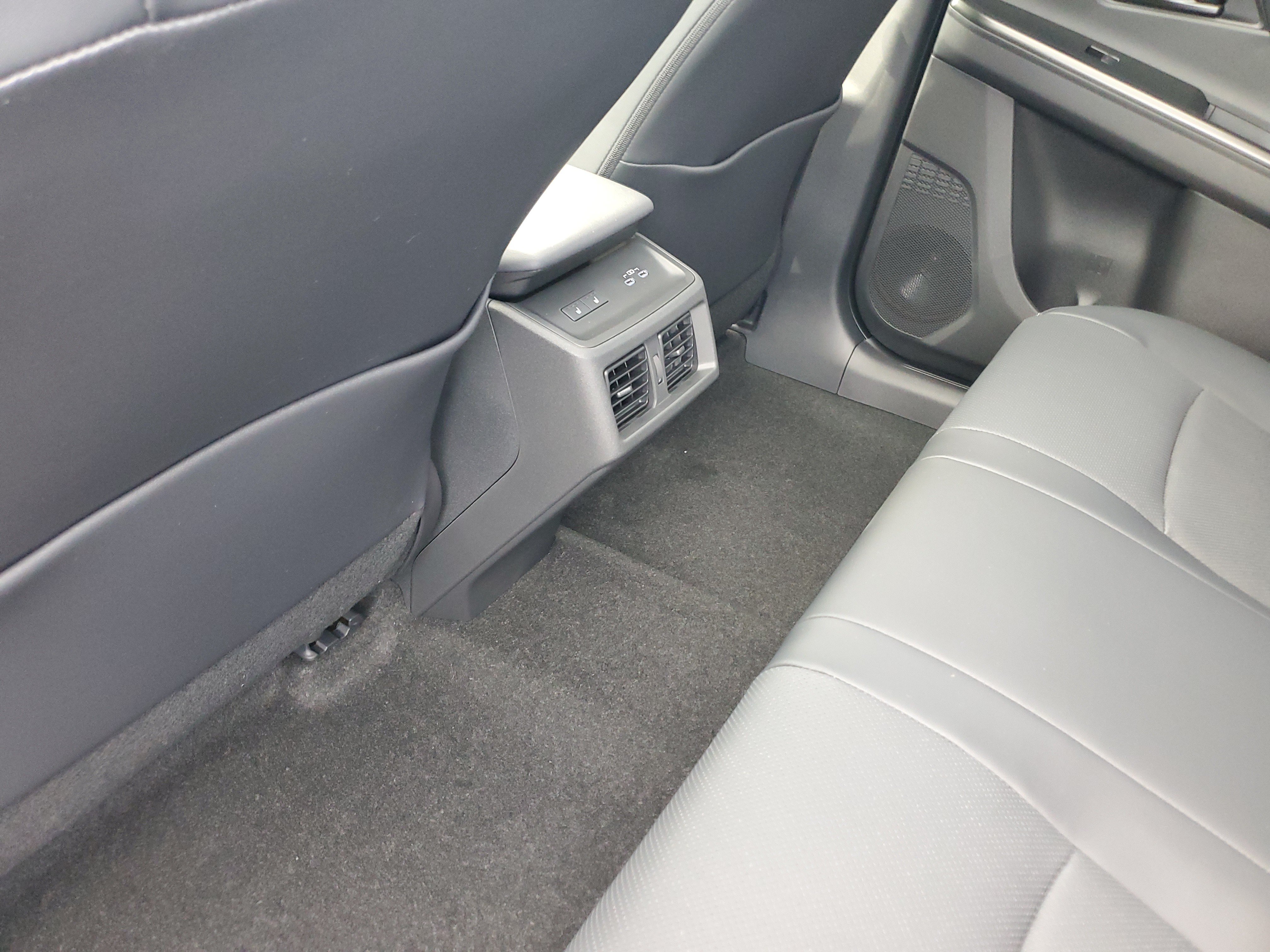New 2026 Toyota bZ Woodland AWD/4WD image 15