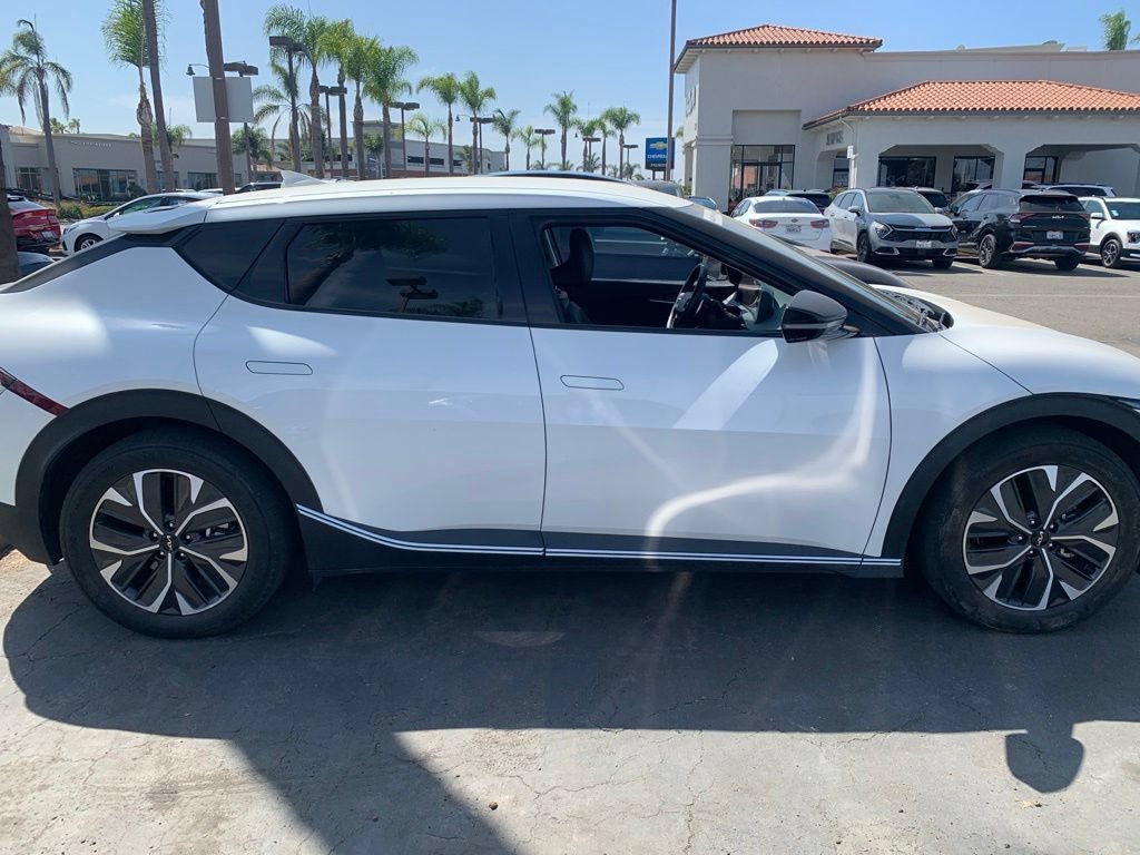 Certified 2023 Kia EV6 Light RWD image 5