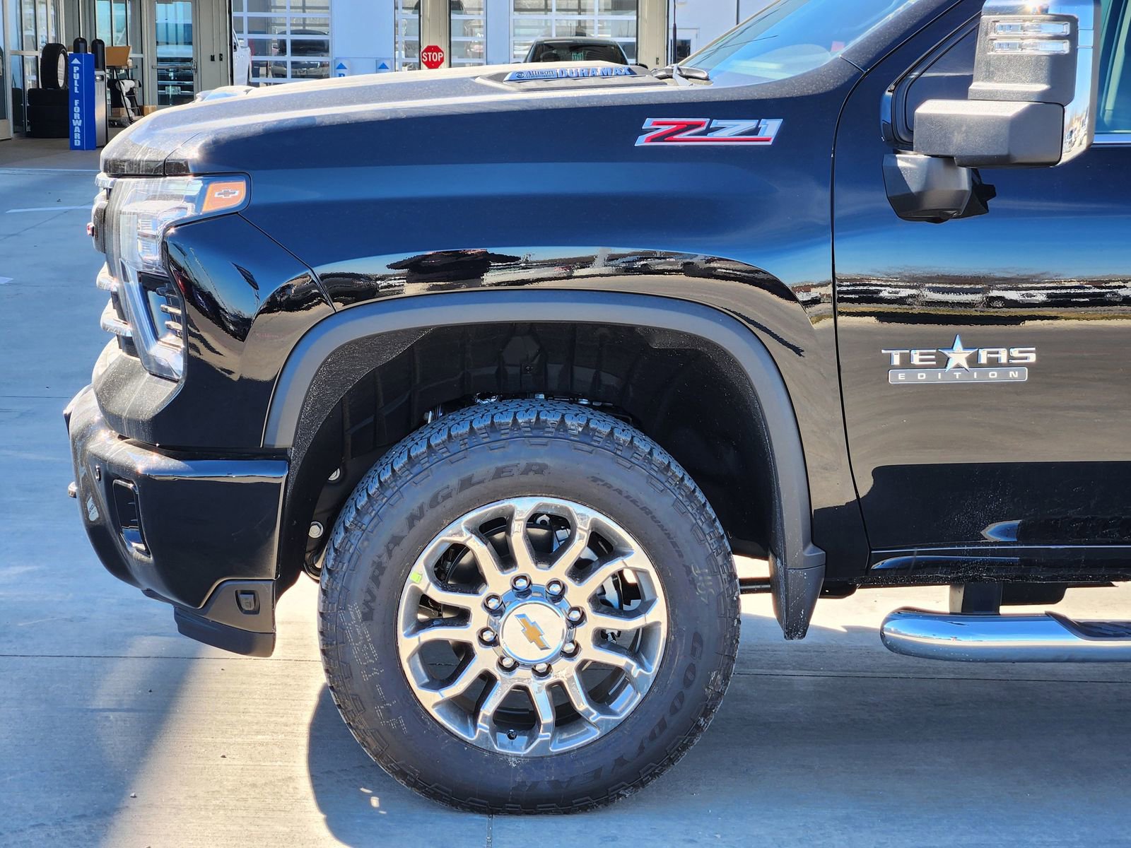 New 2026 Chevrolet Silverado 2500 LT w/ Z71 Chrome Sport Edition image 10