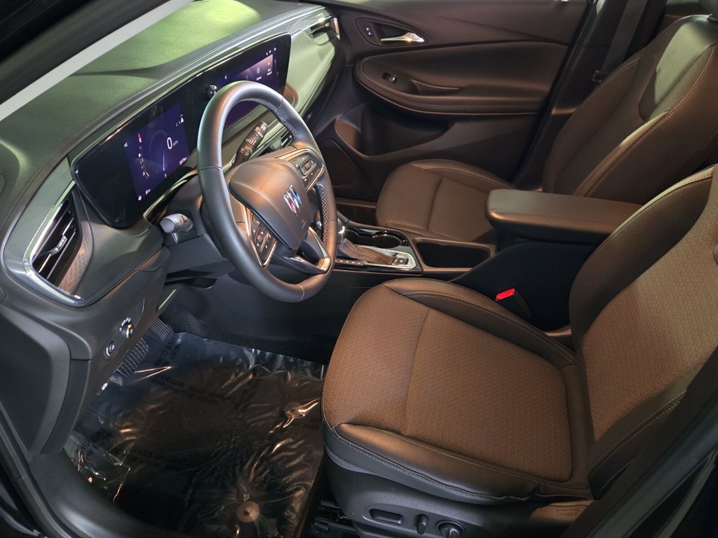 Used 2025 Buick Encore GX Preferred w/ Comfort Package FWD image 10
