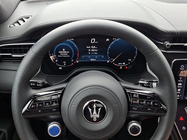 Certified 2025 Maserati Grecale GT AWD/4WD image 3
