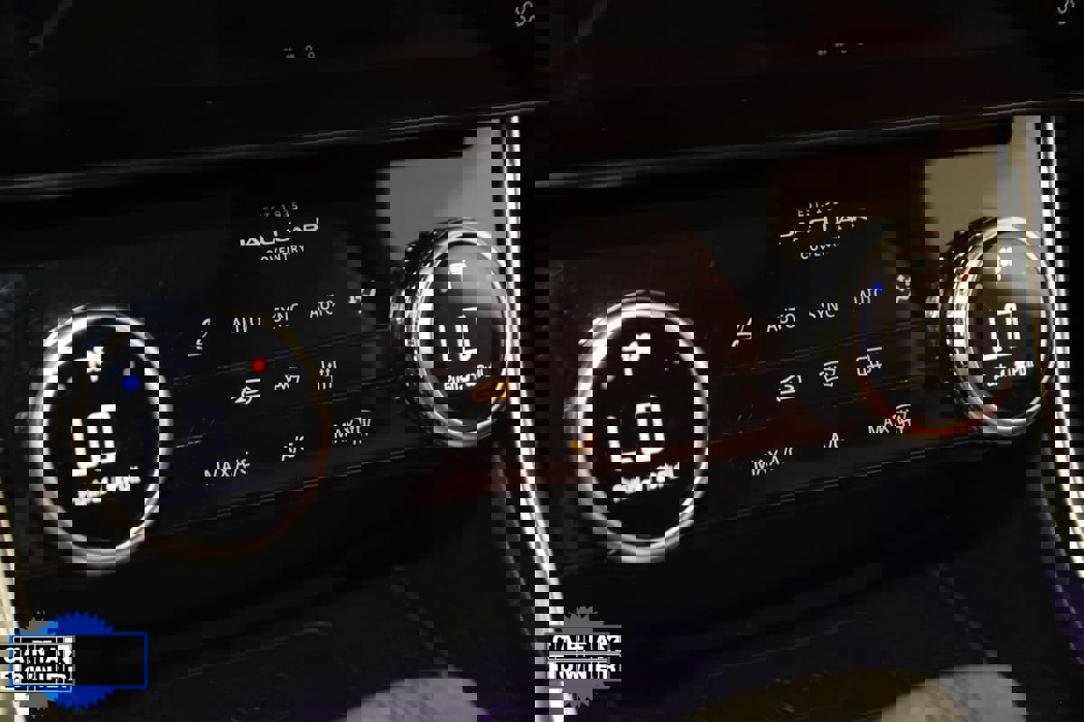 Used 2023 Jaguar XF R-Dynamic SE image 42