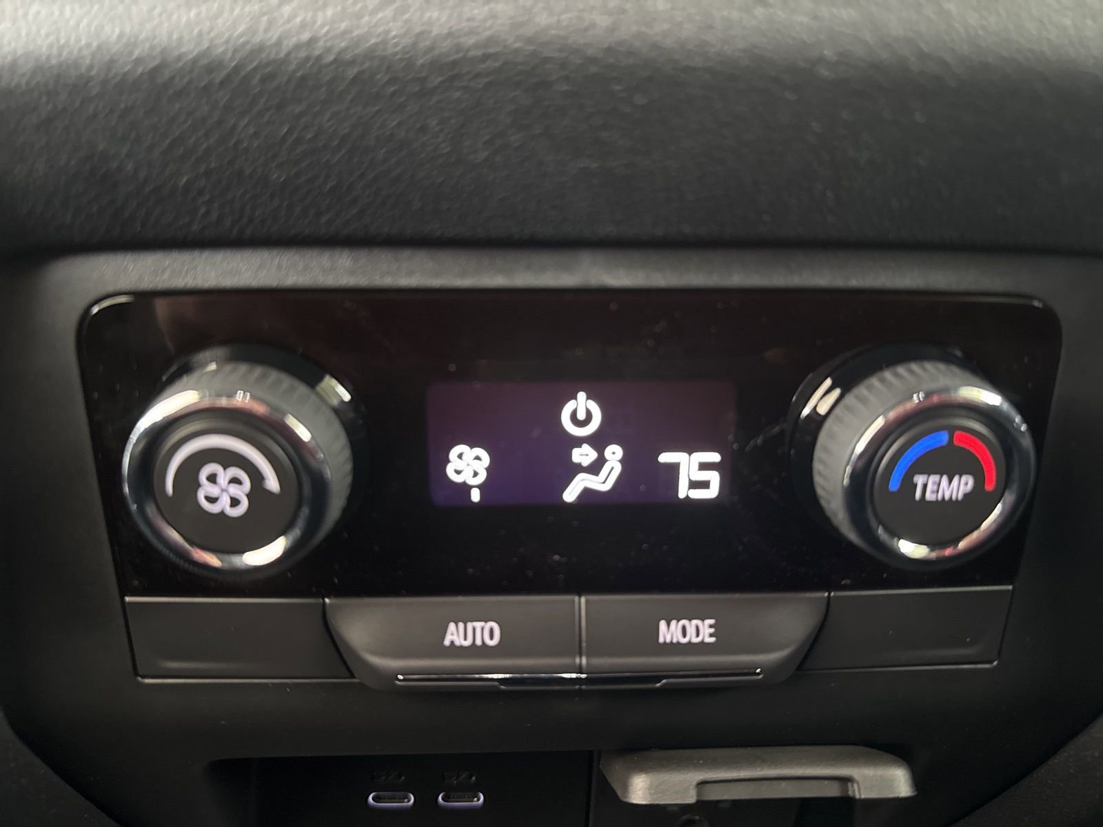 New 2026 Chevrolet Traverse LT w/ Driver Confidence Package image 17