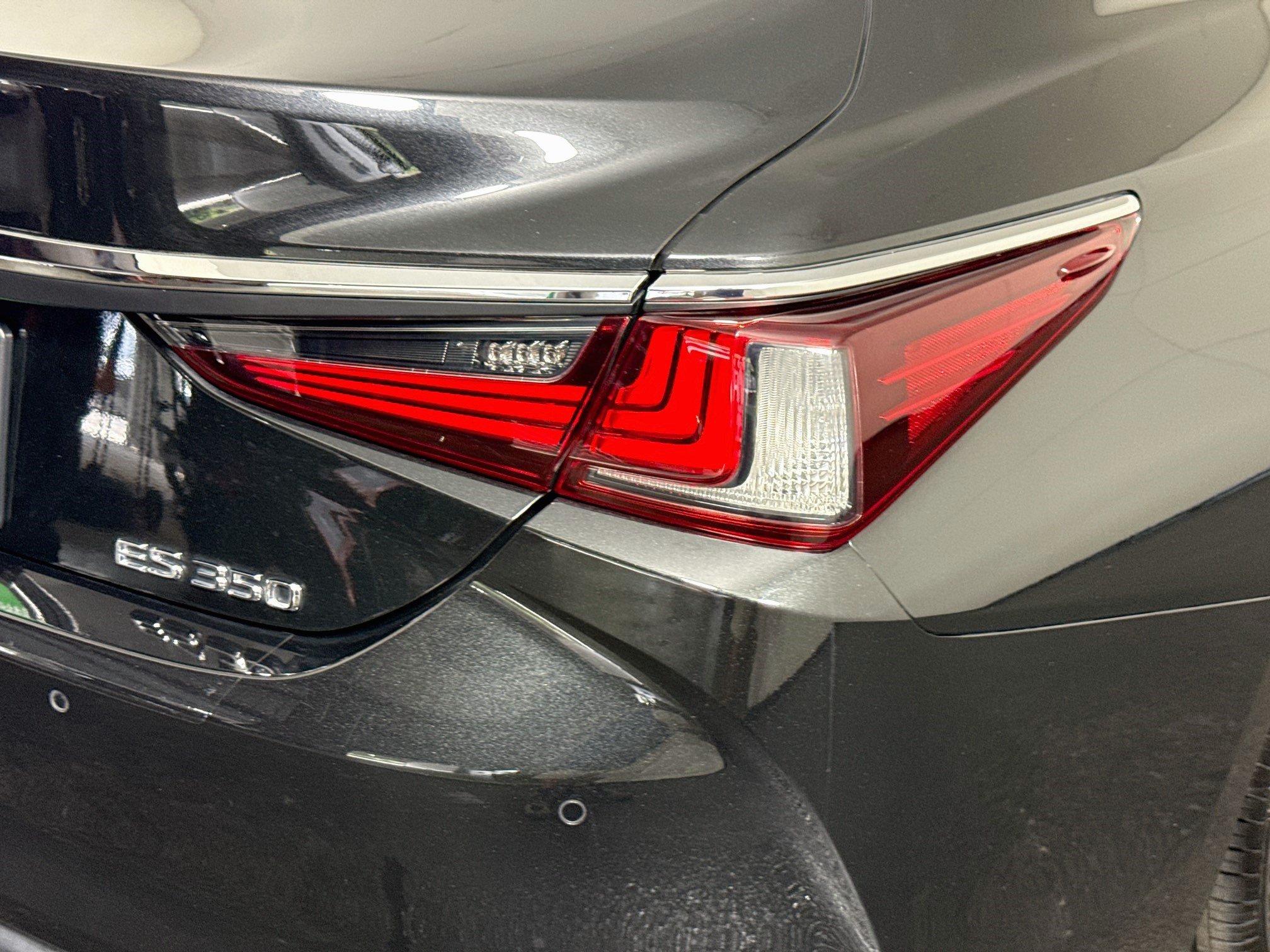 Used 2022 Lexus ES 350 w/ Premium Package FWD image 34
