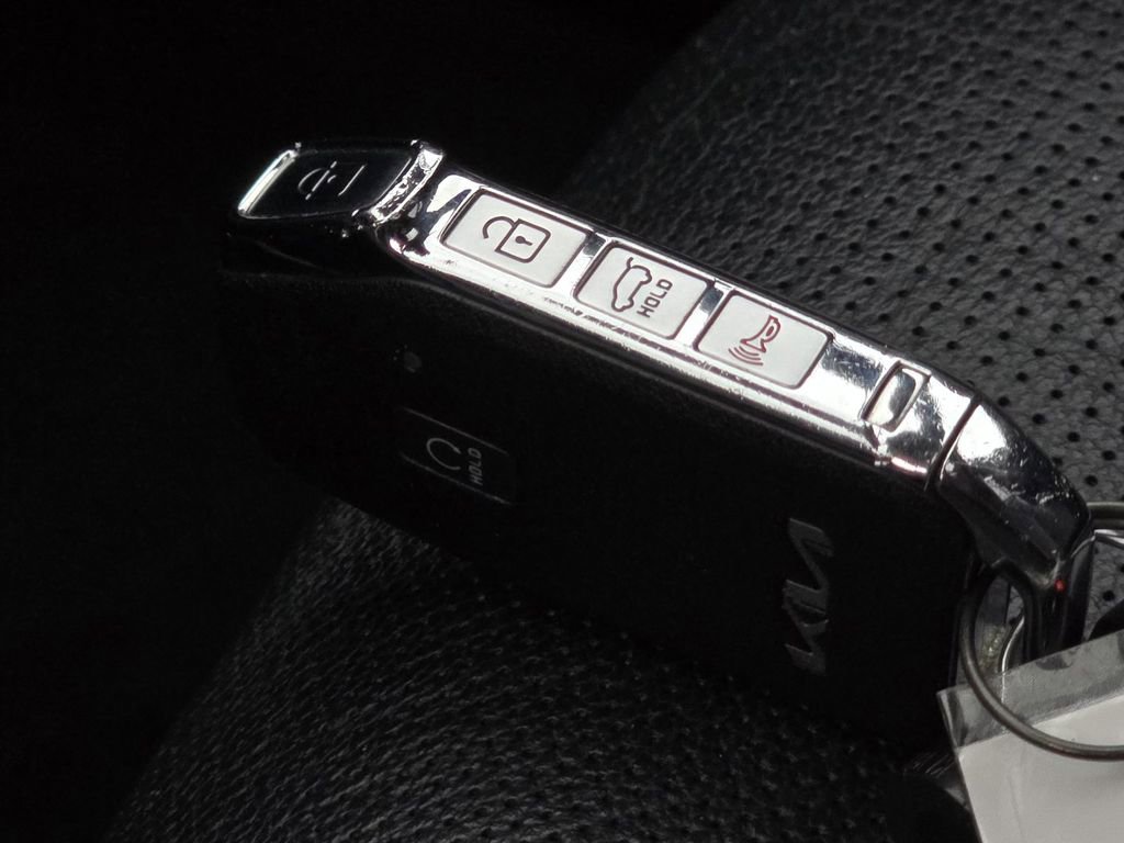 Used 2022 Kia Telluride EX w/ EX Premium Package image 35