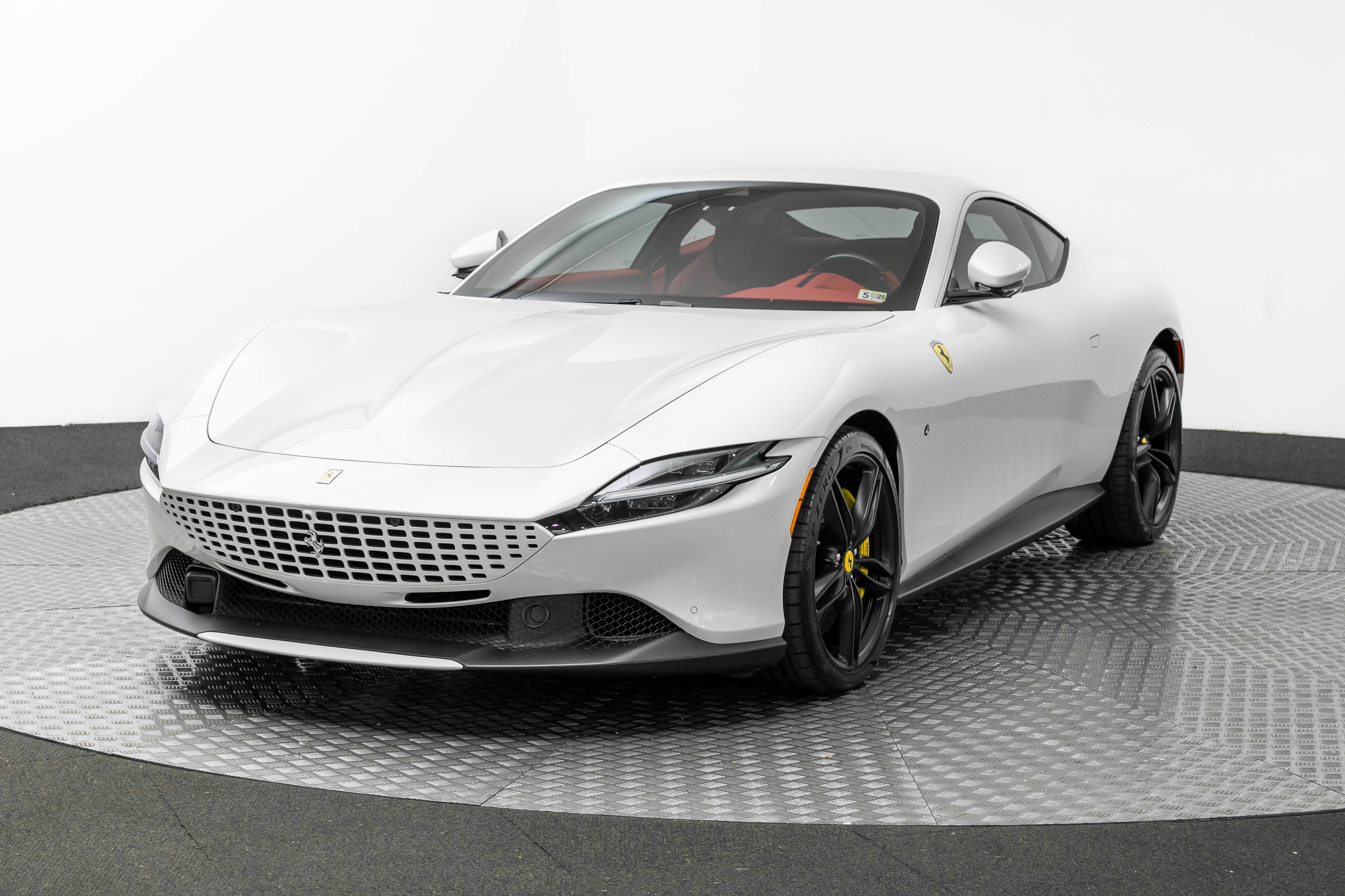 Certified 2022 Ferrari Roma image 1