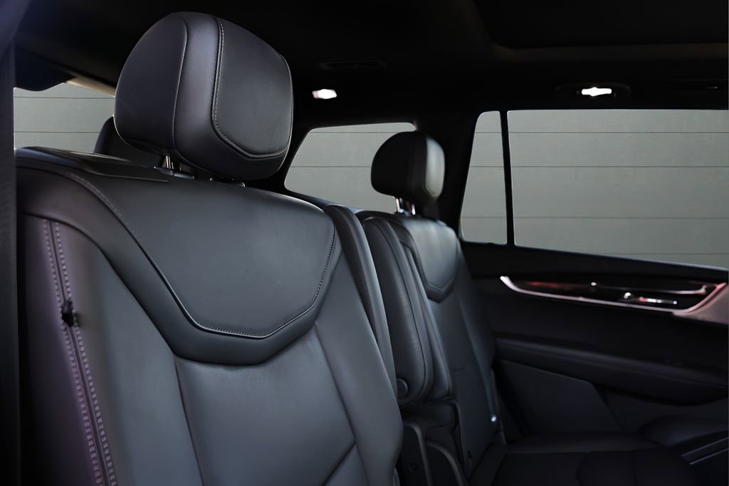 Used 2022 Cadillac XT6 Sport image 70