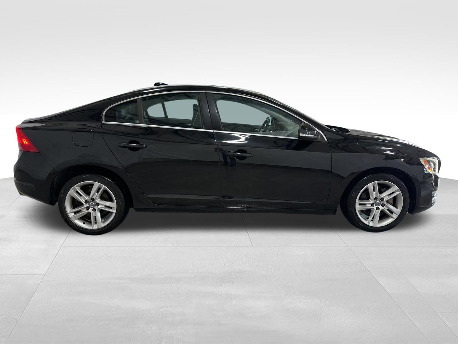 Used 2015 Volvo S60 T5 Premier image 4