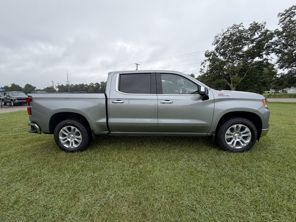 New 2026 Chevrolet Silverado 1500 LTZ w/ LTZ Premium Package AWD/4WD image 2