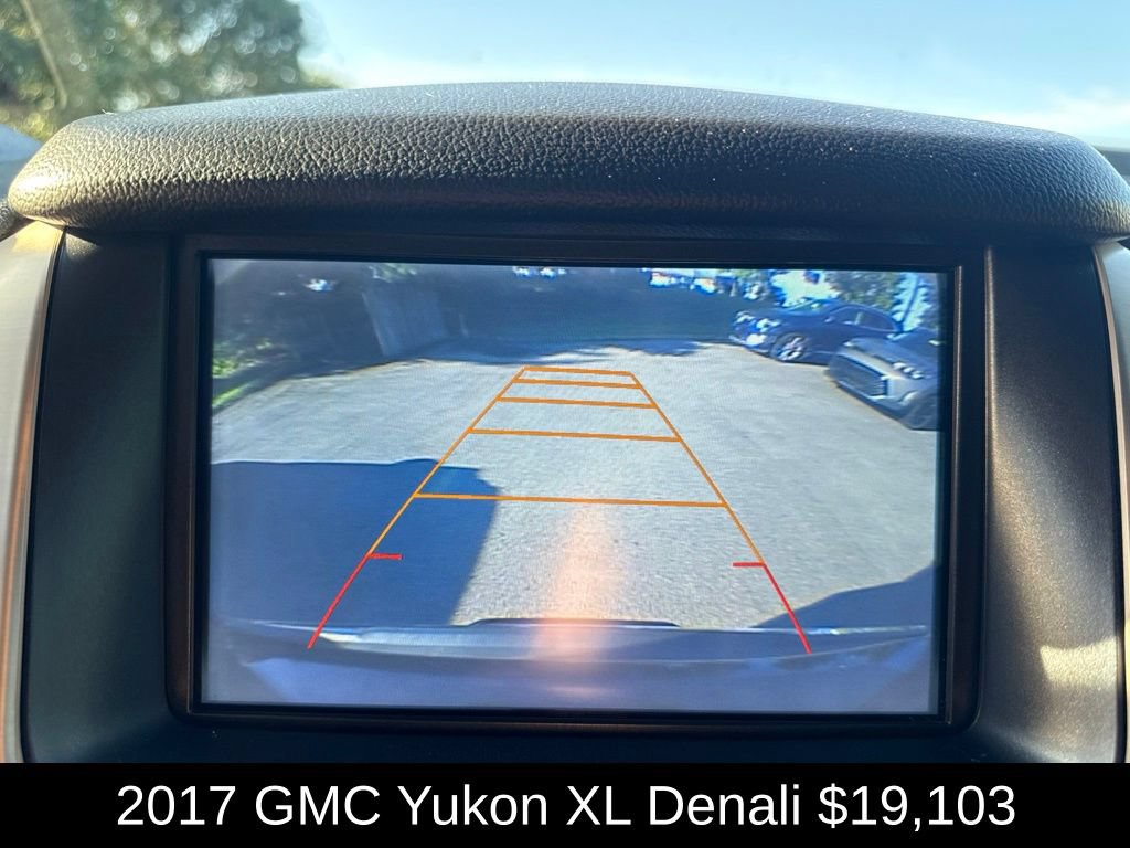 Used 2017 GMC Yukon XL Denali w/ Open Road Package AWD/4WD image 32