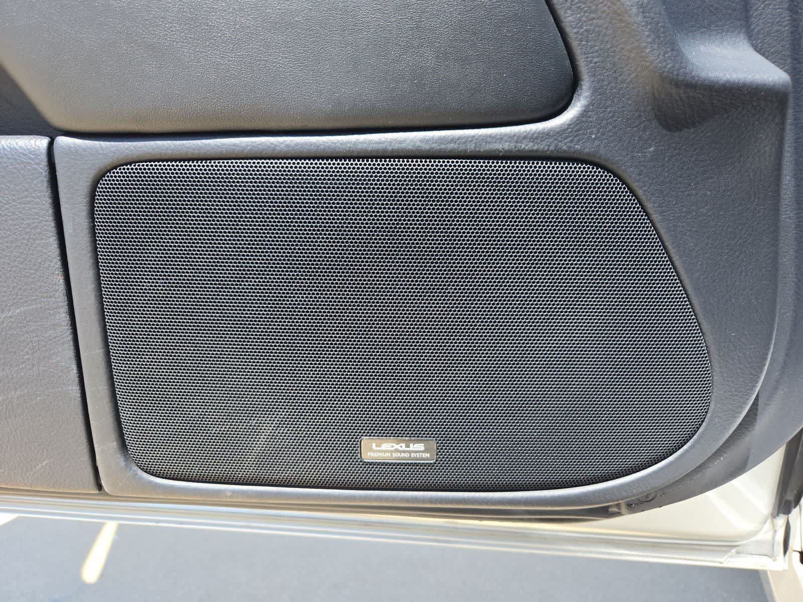 Used 2013 Lexus LS 460 w/ Comfort Pkg RWD image 30