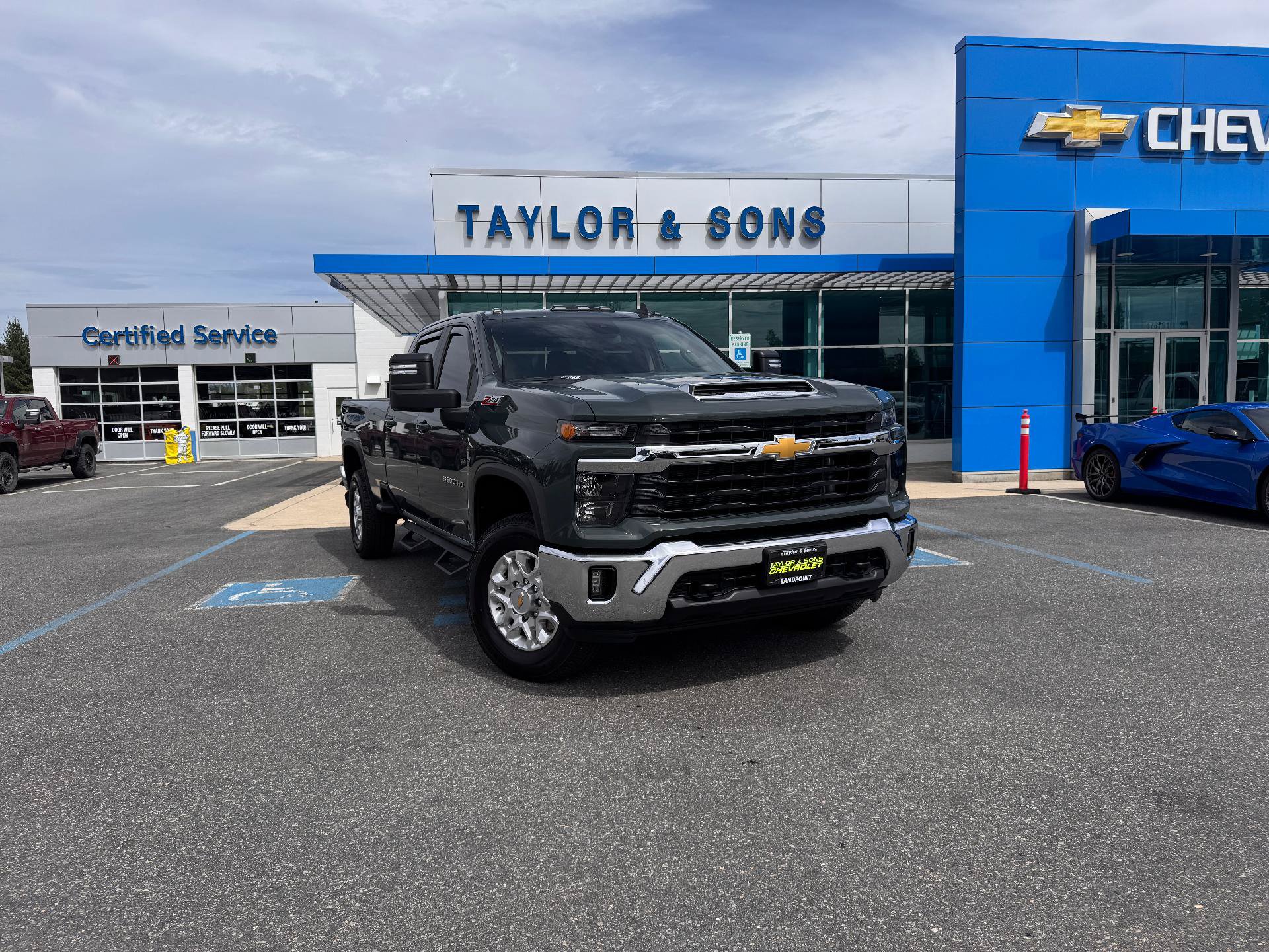 Used 2025 Chevrolet Silverado 3500 LT w/ Convenience Package