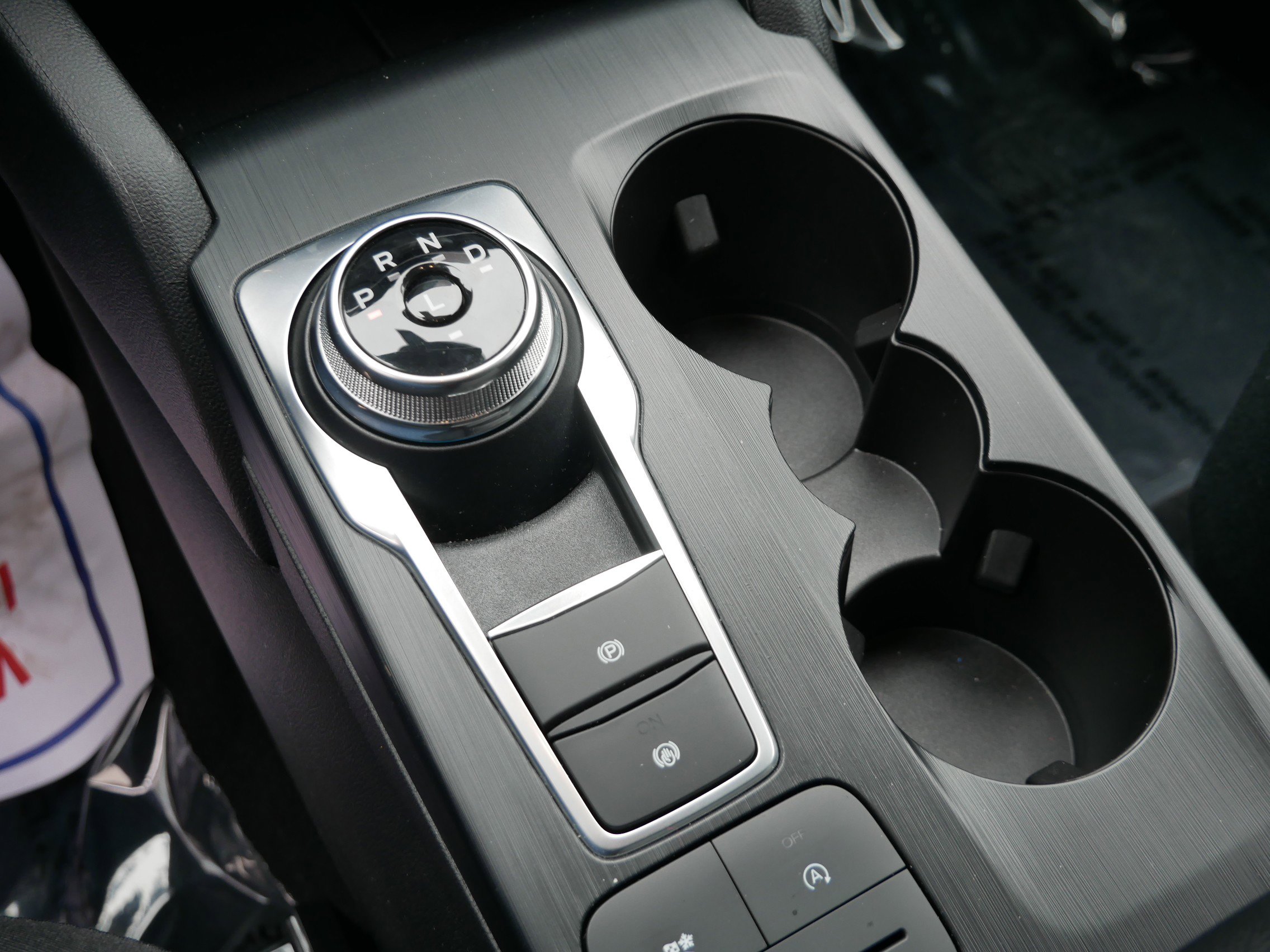 New 2025 Ford Escape Active w/ Cold Weather Package AWD/4WD image 9