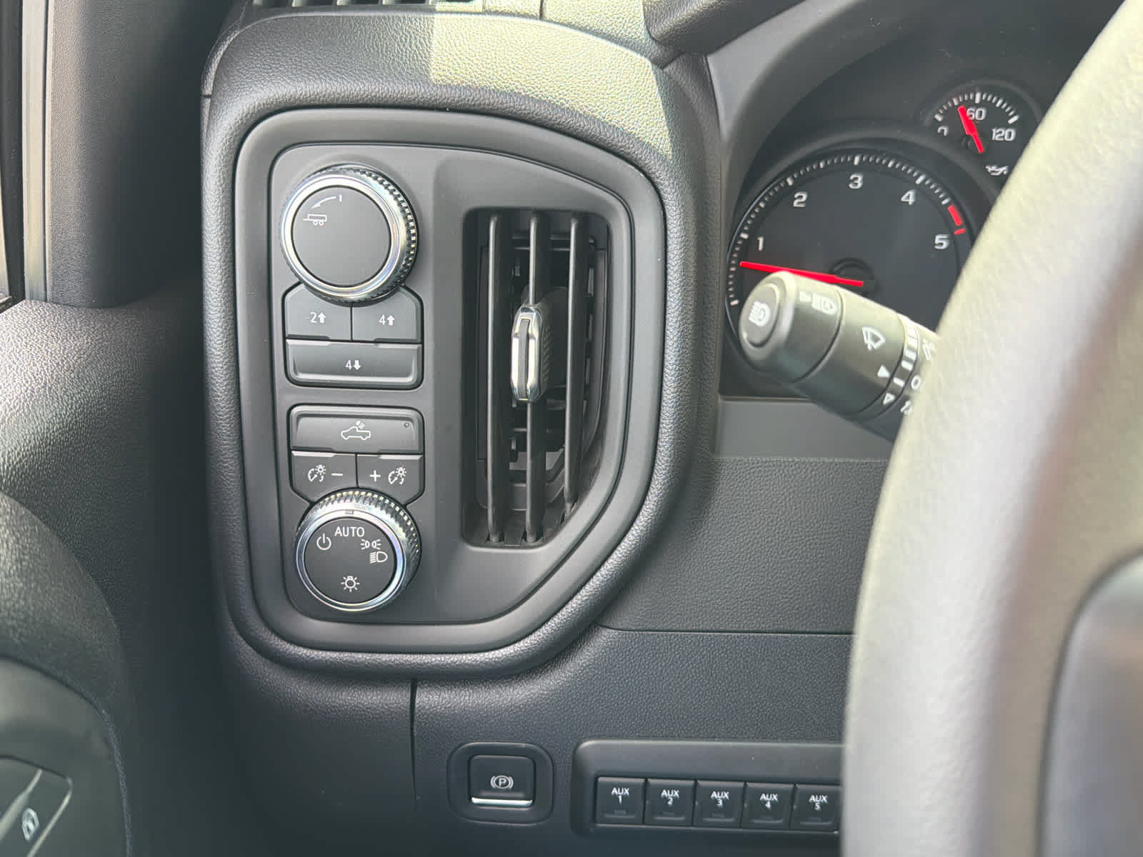 New 2026 GMC Sierra 3500 Pro w/ Convenience Package AWD/4WD image 27