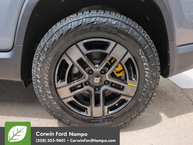 Used 2023 Rivian R1T Adventure AWD/4WD image 30
