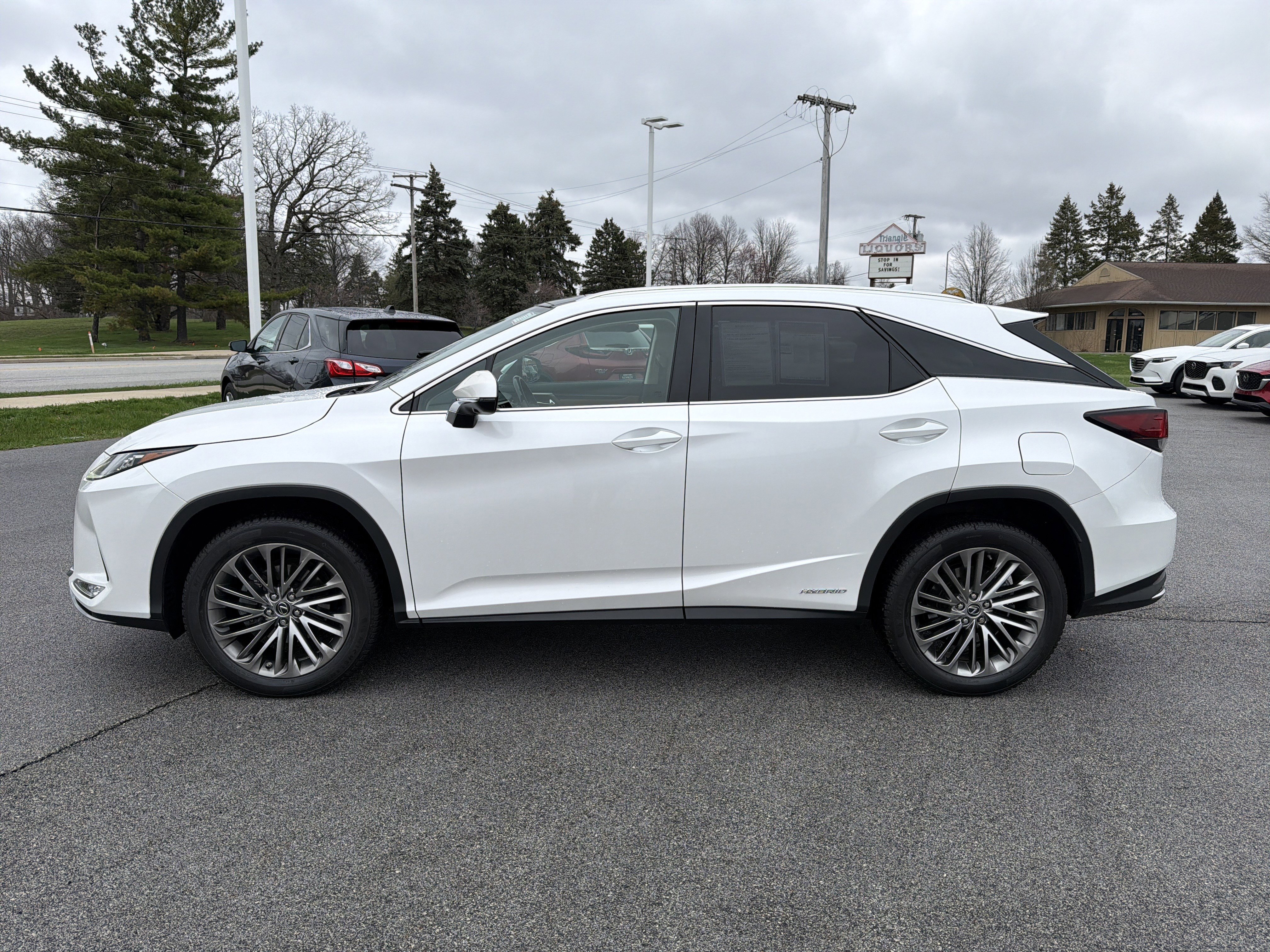 Used 2022 Lexus RX 450h AWD w/ Luxury Package image 6