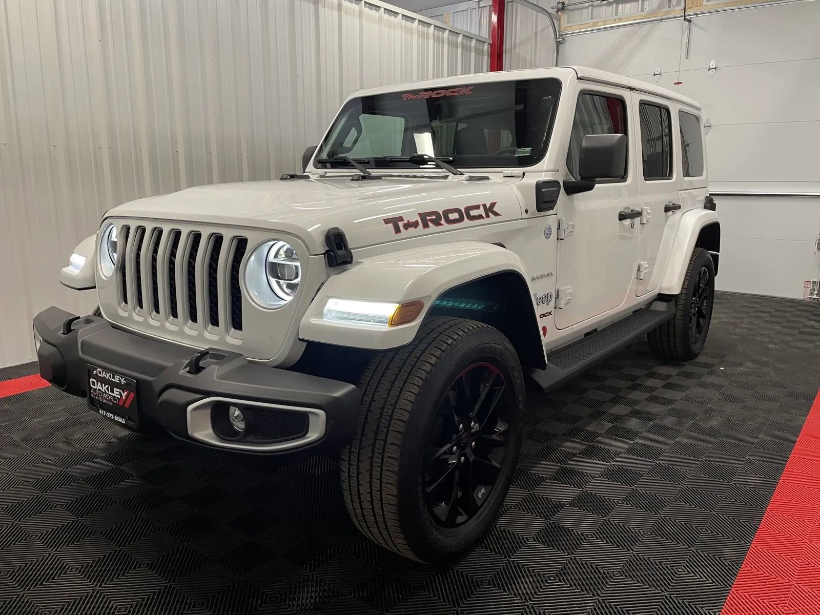Used 2021 Jeep Wrangler Unlimited Sahara w/ Cold Weather Group image 5