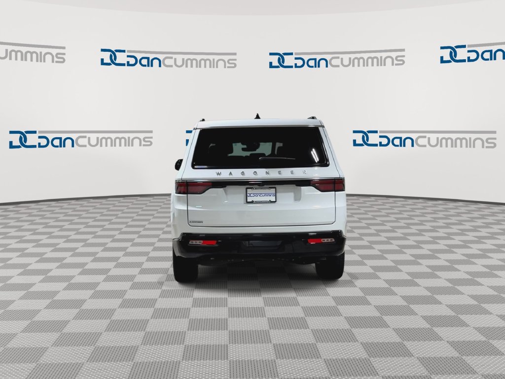 Used 2025 Jeep Wagoneer Series II AWD/4WD image 7