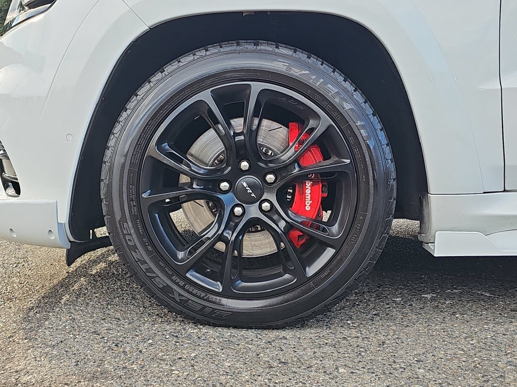 Used 2017 Jeep Grand Cherokee SRT AWD/4WD image 20