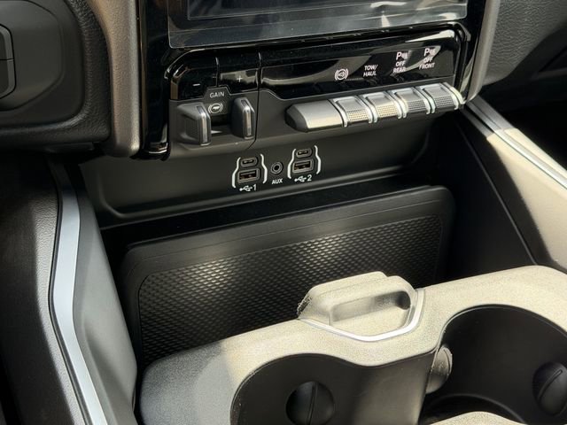New 2026 RAM 3500 Big Horn AWD/4WD image 23
