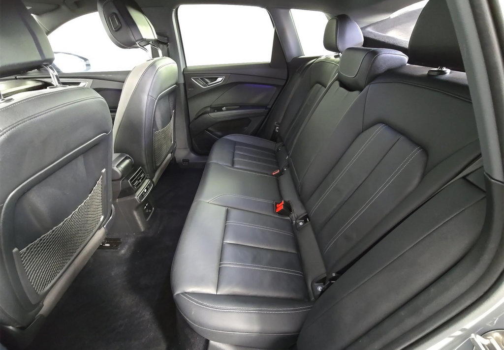 Used 2023 Audi Q4 e-tron Premium Plus w/ Premium Plus RWD image 7