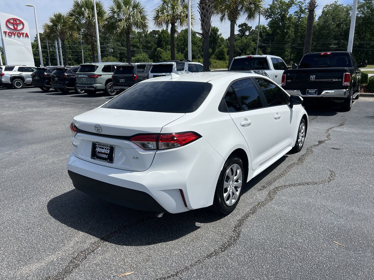 Used 2026 Toyota Corolla LE FWD image 10