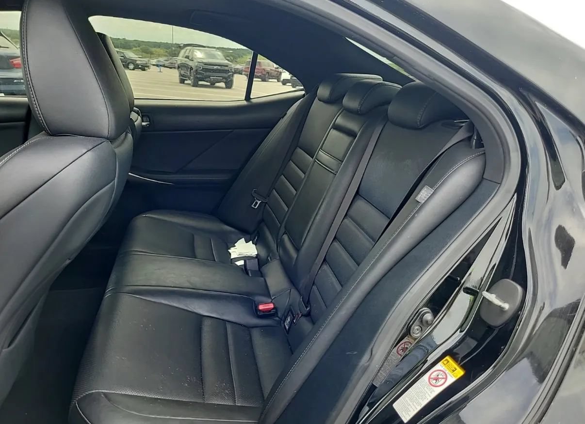 Used 2015 Lexus IS 250 w/ F-Sport Package RWD image 6