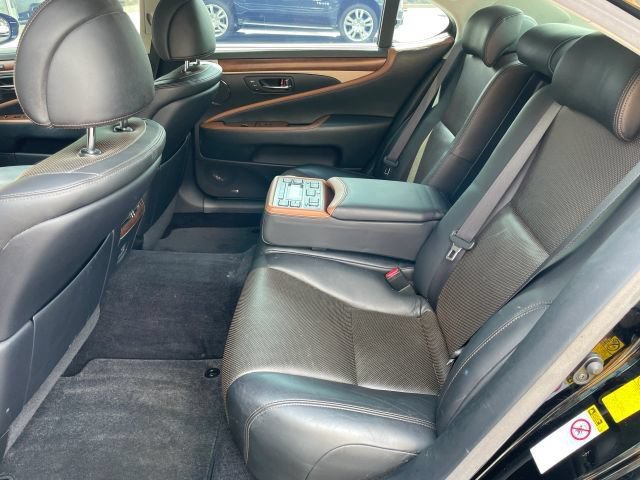 Used 2013 Lexus LS 600h L AWD/4WD image 42