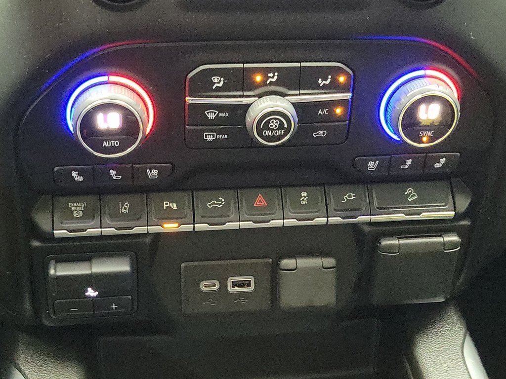 Certified 2022 Chevrolet Silverado 2500 LTZ w/ LTZ Plus Package image 15