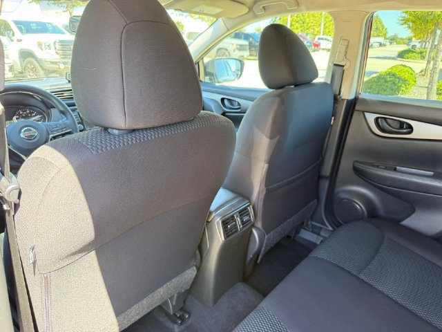 Used 2019 Nissan Rogue Sport S w/ Appearance Package FWD image 20