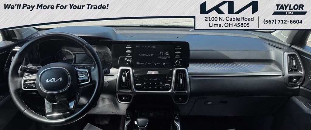 Used 2023 Kia Sorento AWD image 10