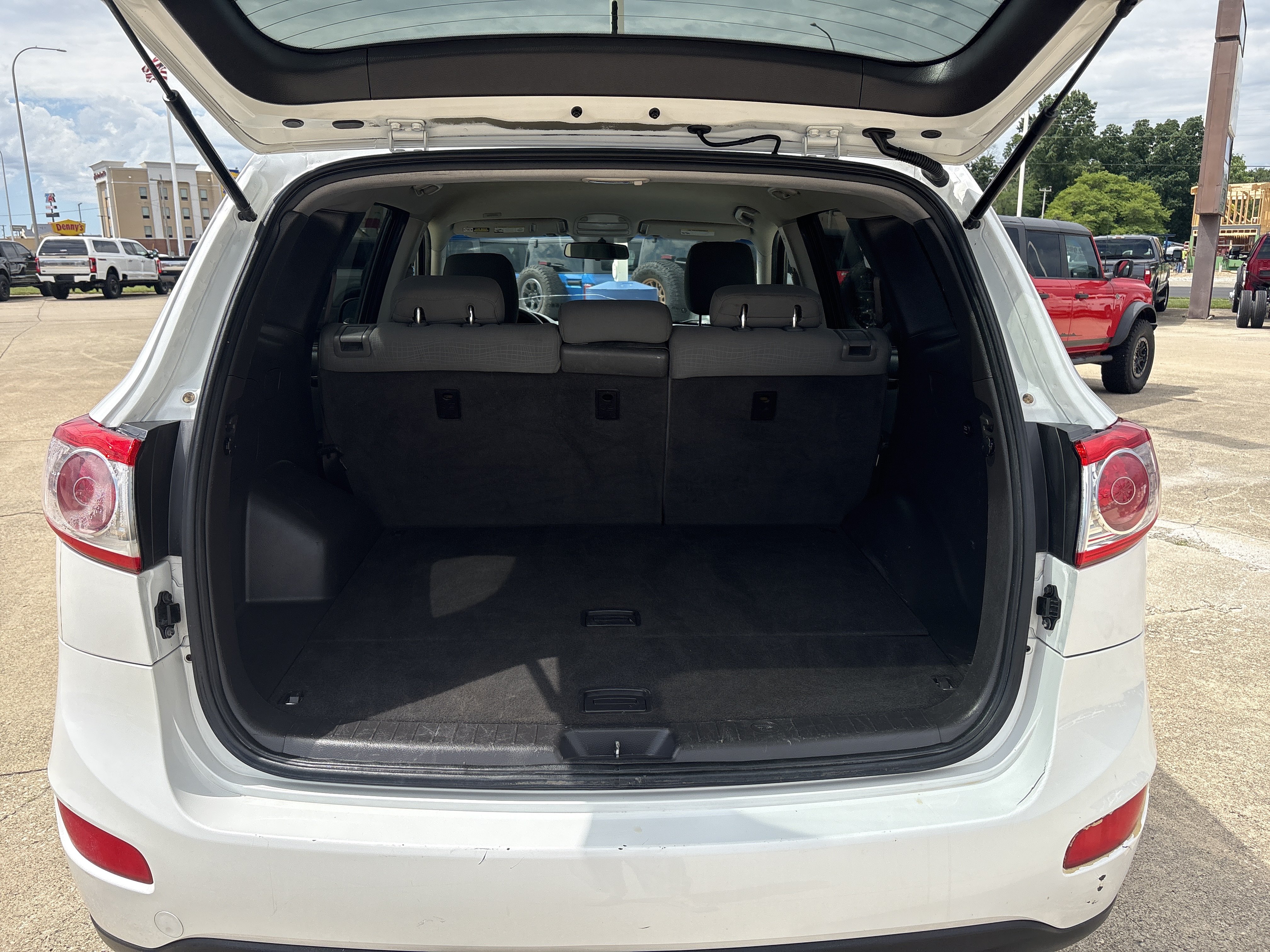 Used 2012 Hyundai Santa Fe GLS AWD/4WD image 6