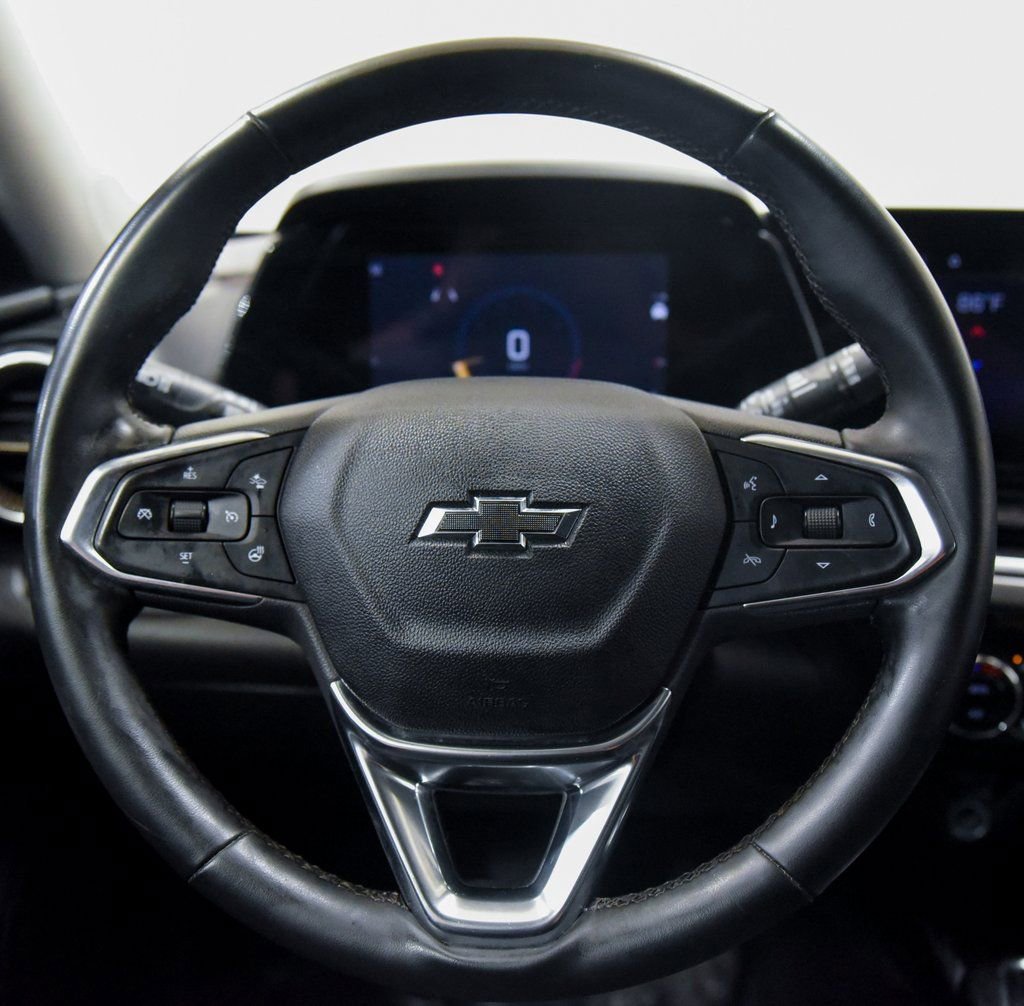 Used 2024 Chevrolet Trax ACTIV w/ Driver Confidence Package image 24