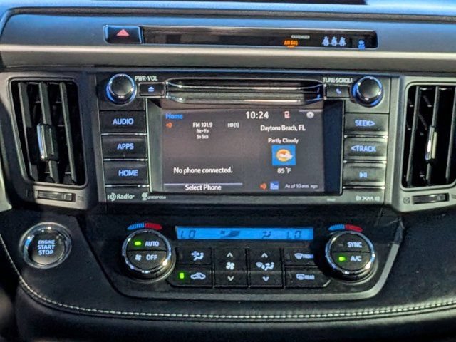Used 2018 Toyota RAV4 XLE FWD image 19